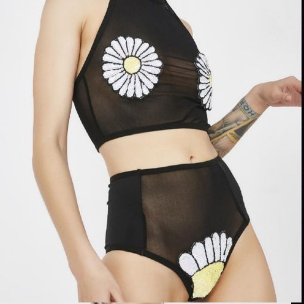 WHIMSY SEQUIN DAISY TWO PIECE RAVE FESTIVAL SET